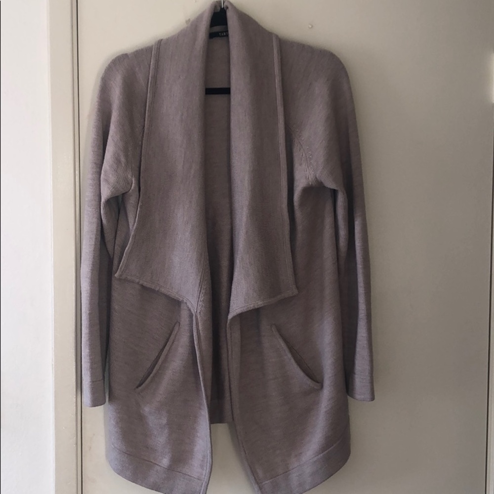 Neutral sweater/cardigan